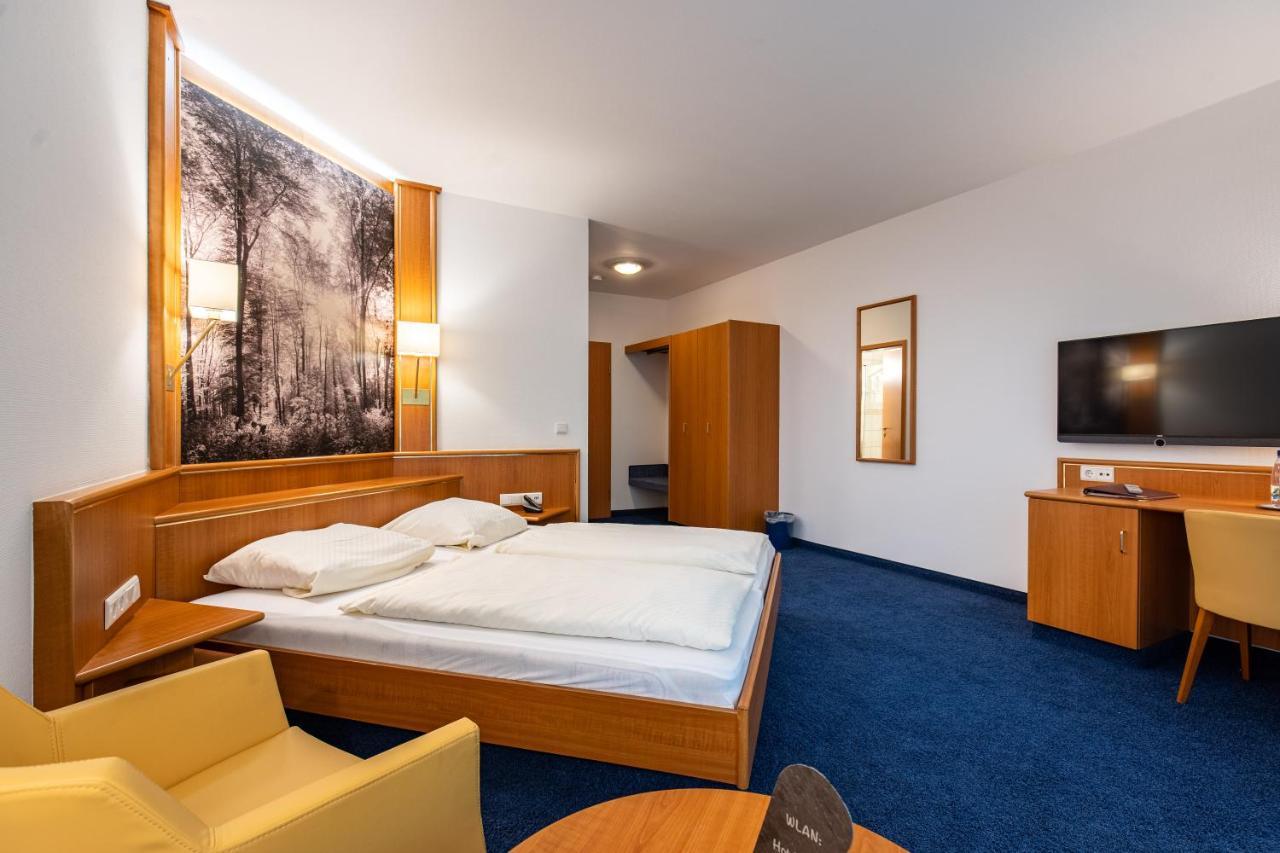 סונברג Hotel-Gasthof Huettensteinach מראה חיצוני תמונה