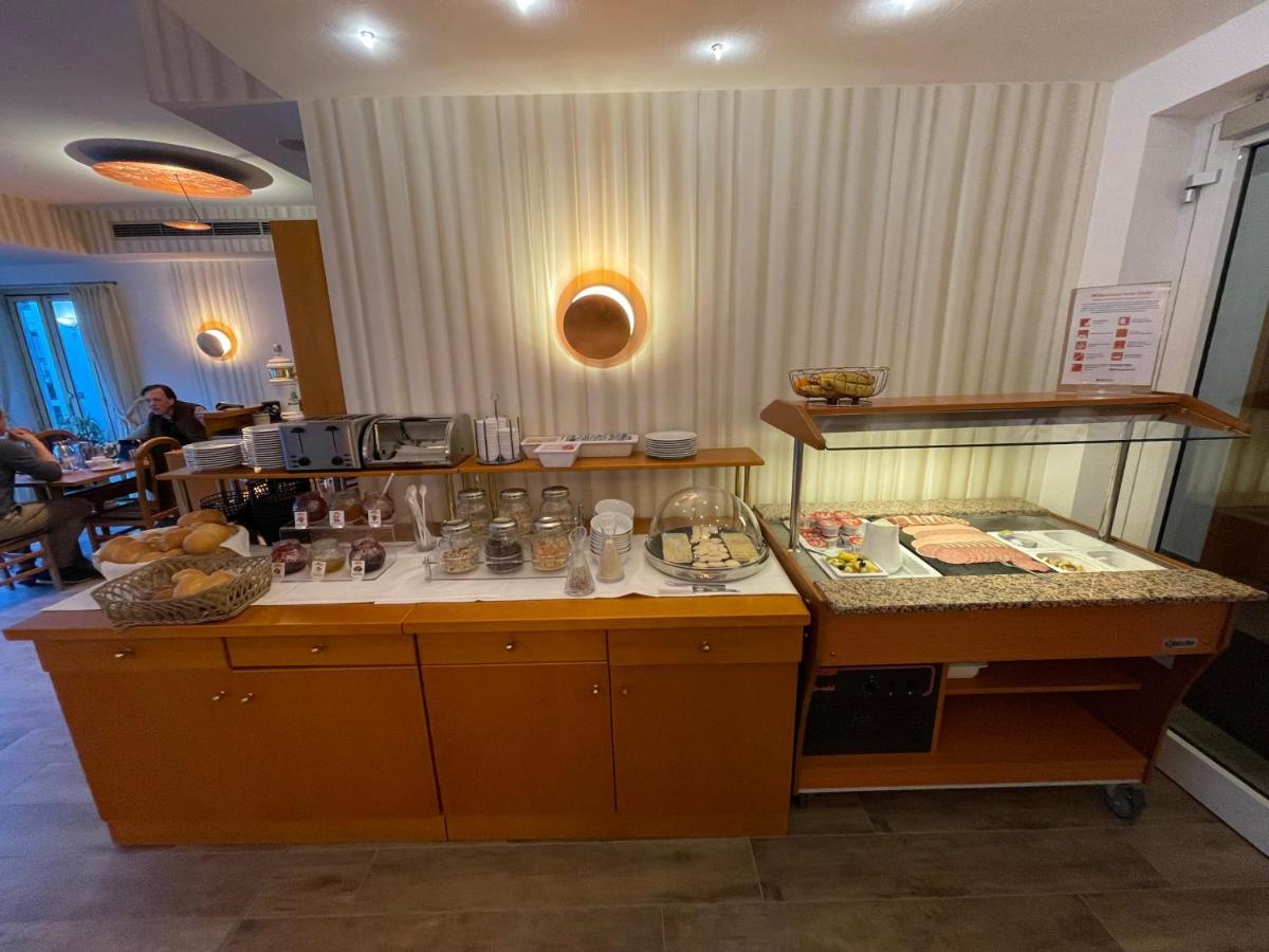 סונברג Hotel-Gasthof Huettensteinach מראה חיצוני תמונה