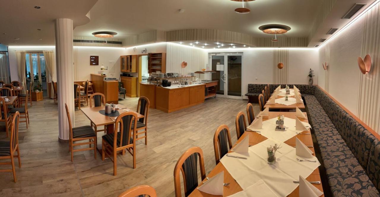 סונברג Hotel-Gasthof Huettensteinach מראה חיצוני תמונה