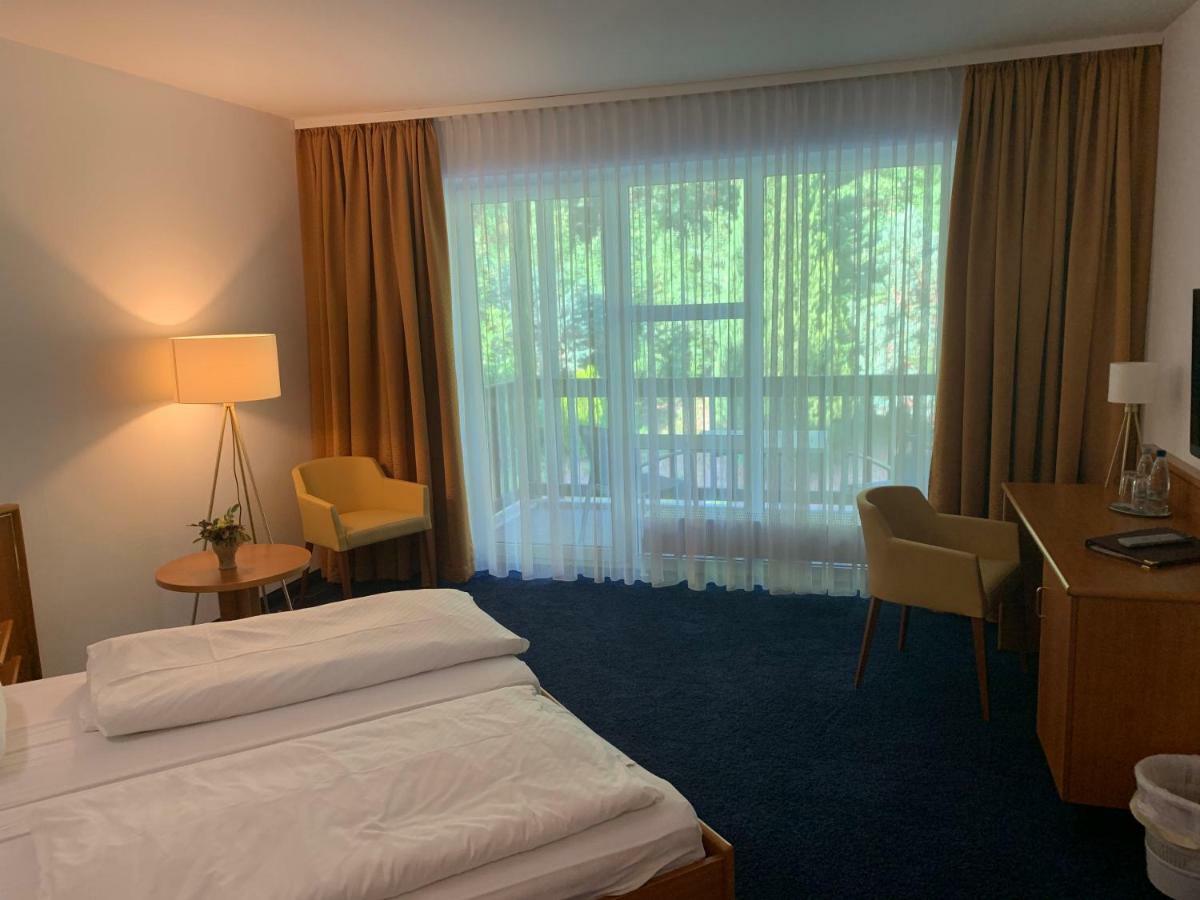 סונברג Hotel-Gasthof Huettensteinach מראה חיצוני תמונה